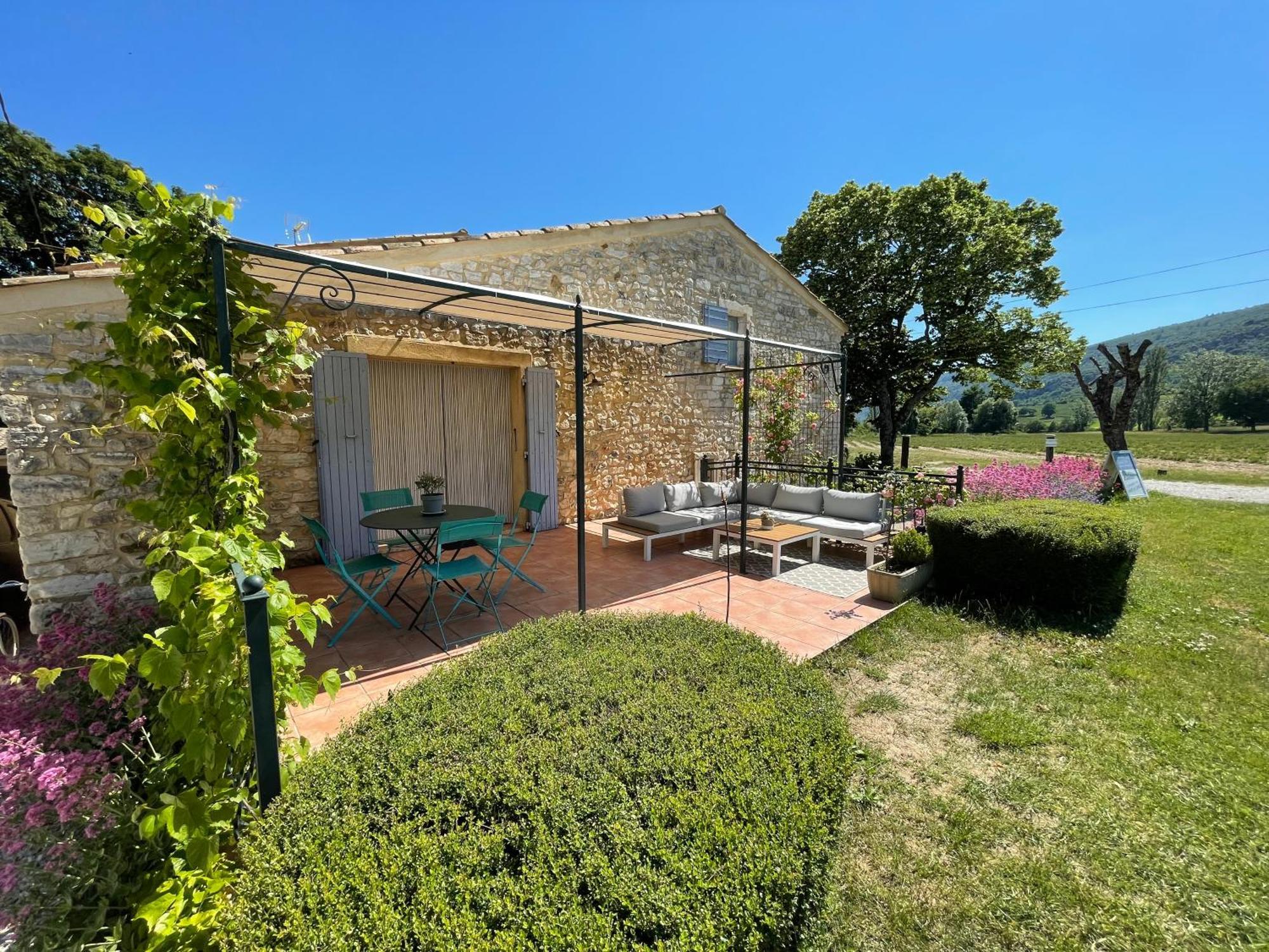 La Bastide Des Bourguets Adults Only, Mont Ventoux Bed & Breakfast Sault-de-Vaucluse Cameră foto